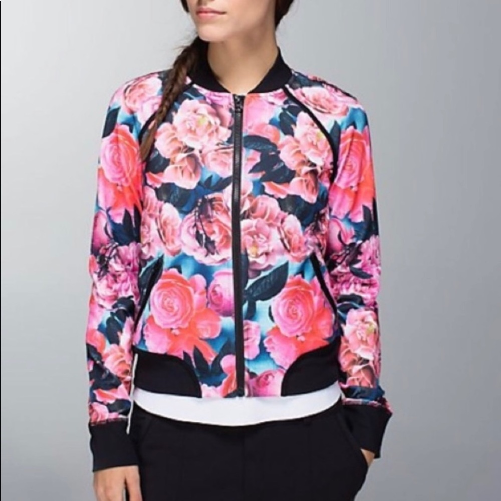 RARE no longer sold in stores. Lululemon Om Me Home Jacket in Secret Garden